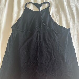 Lululemon high neck tank